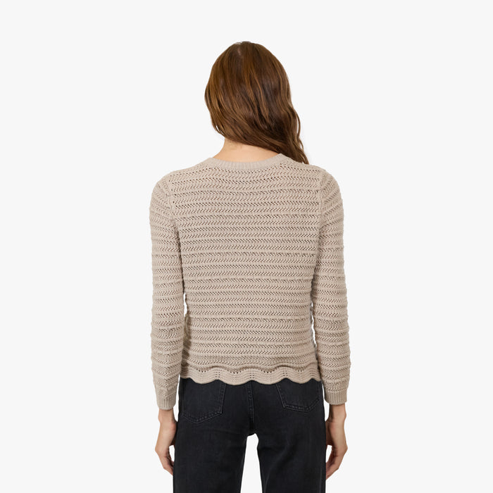Autumn Cashmere Crew W/ Scallop Edge In Sandalwood