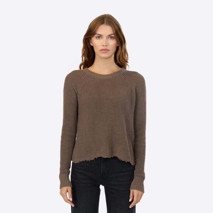 autumn cashmere Distressed Scallop Shaker in Rye