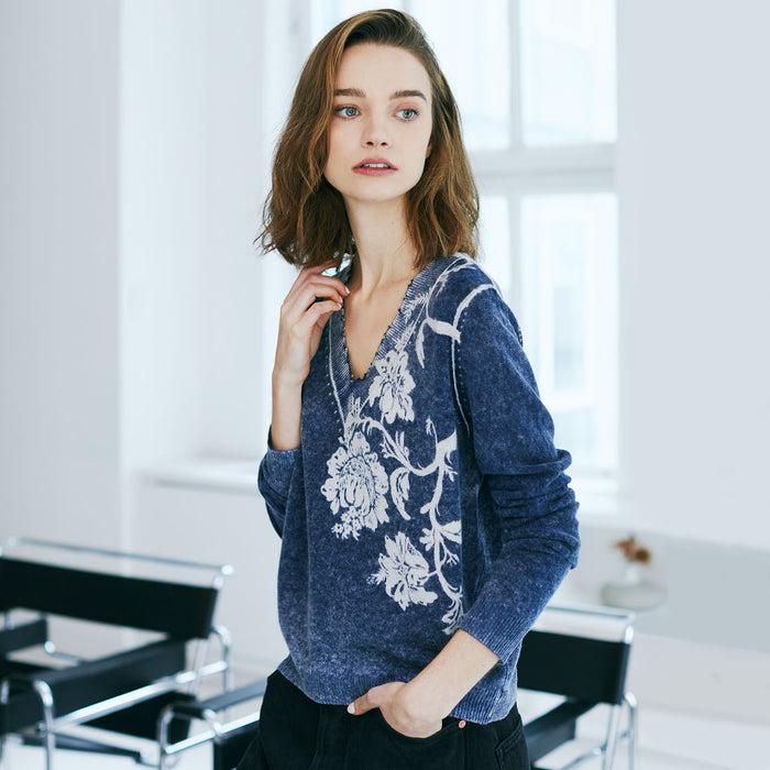 autumn cashmere Inked Asymmetric Floral V-Neck