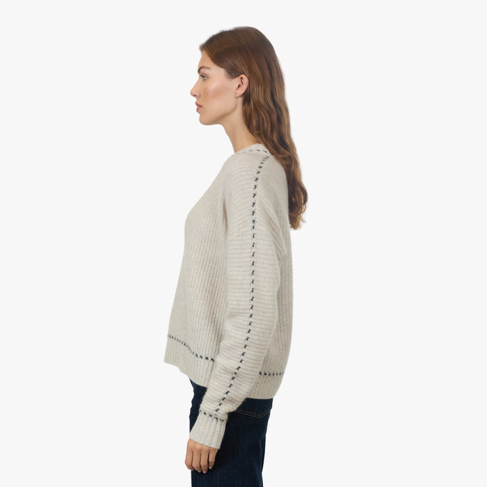 Autumn Cashmere Shaker Crew W/ Contrast Stitch Detail In Mojave/Pepper
