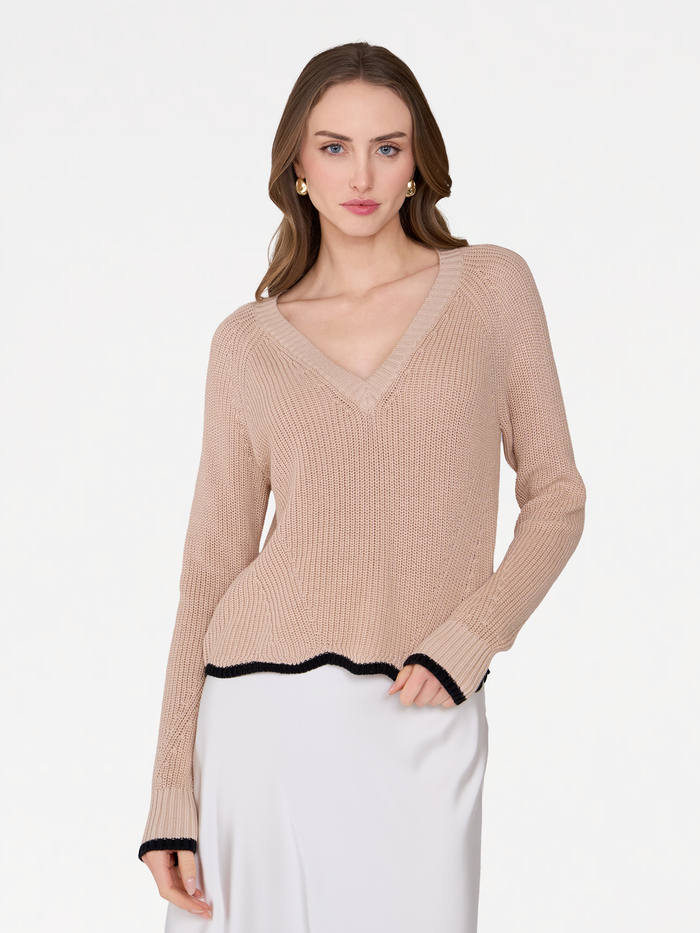 autumn cashmere Tipped Scallop Shaker V-Neck in Latte