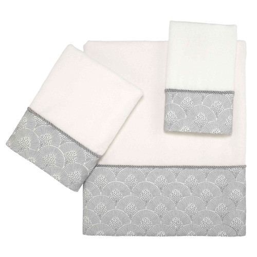 avanti linens Deco Shell Towel Collection White