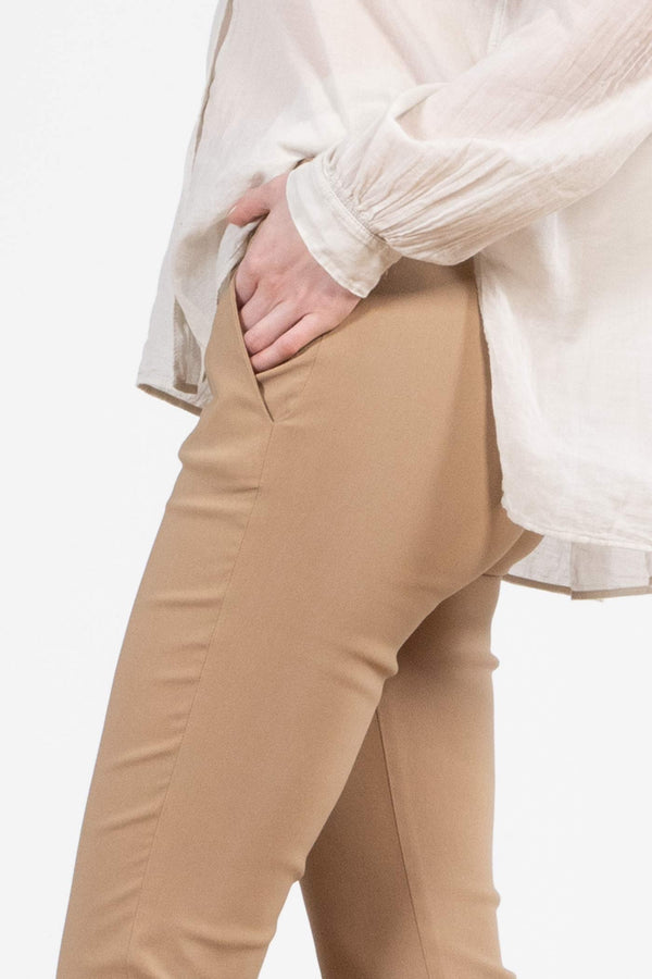 Avenue Montaigne BEN Signature Camel