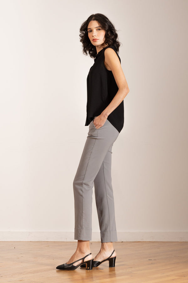 Avenue Montaigne BEN Signature Light Grey