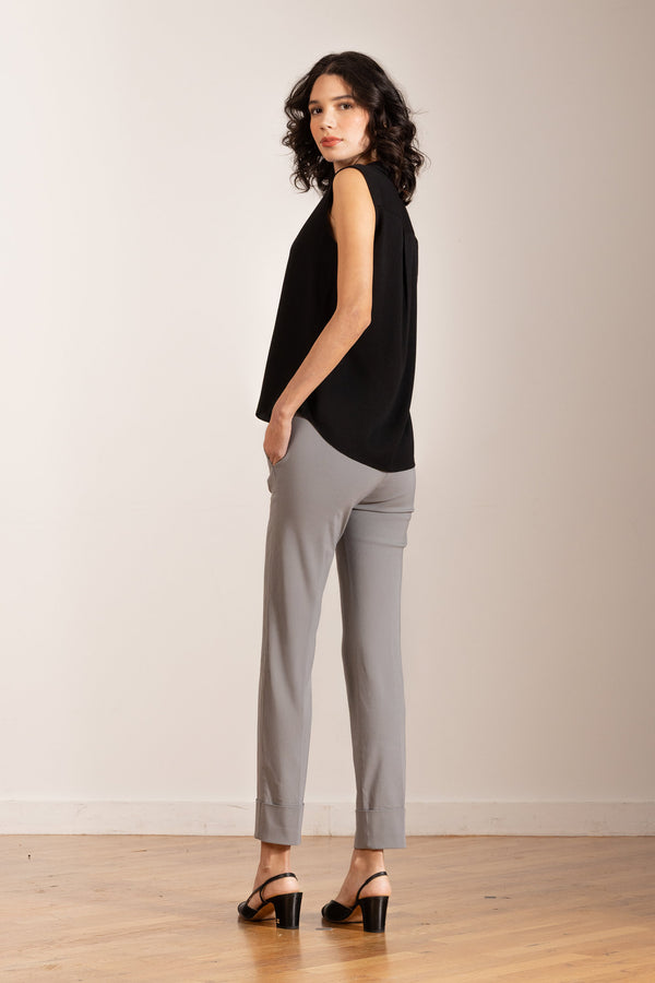 Avenue Montaigne BEN Signature Light Grey