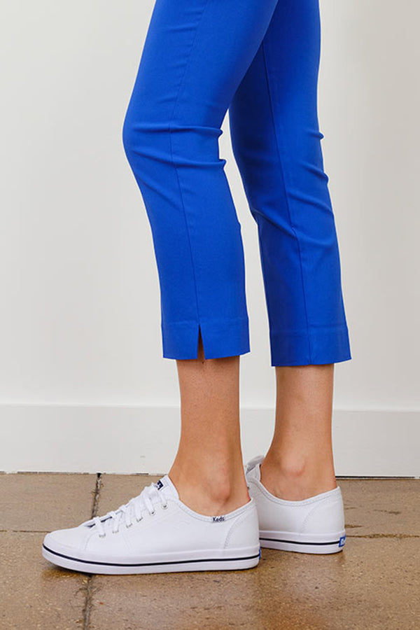 Avenue Montaigne BRIGITTE Signature Royal