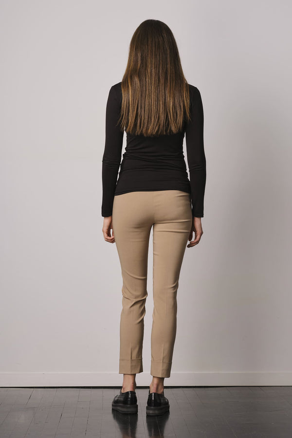 Avenue Montaigne FRANCO Signature Camel