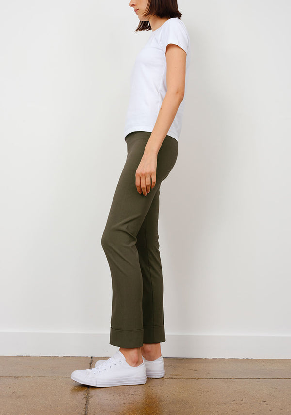 Avenue Montaigne FRANCO Signature Olive Green