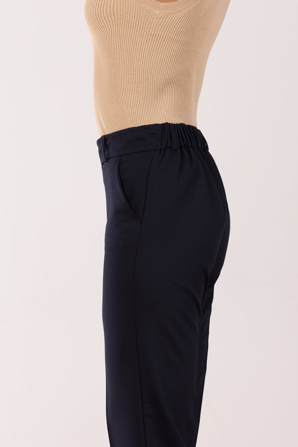 Avenue Montaigne GIN Tropical Navy