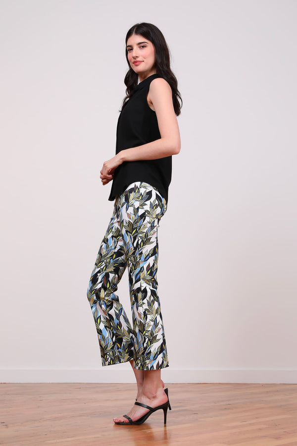 Avenue Montaigne LEO Amazing