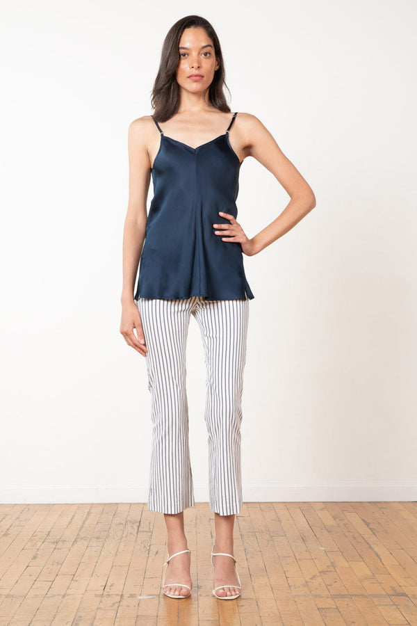 avenue montaigne LEO Bistro Navy