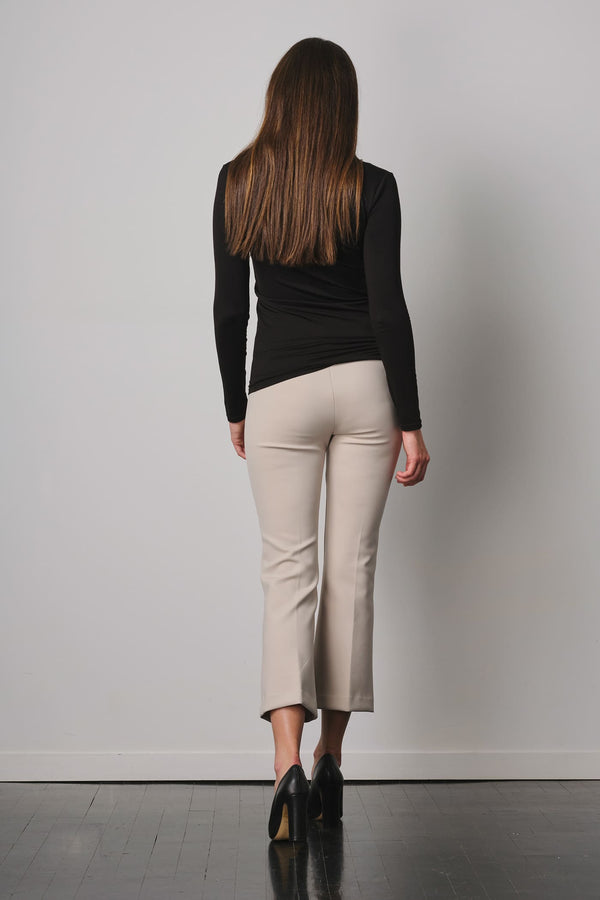 Avenue Montaigne LEO Freedom Off-White