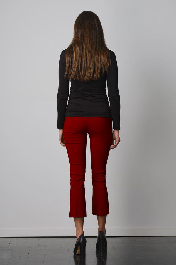 Avenue Montaigne LEO Signature Brick