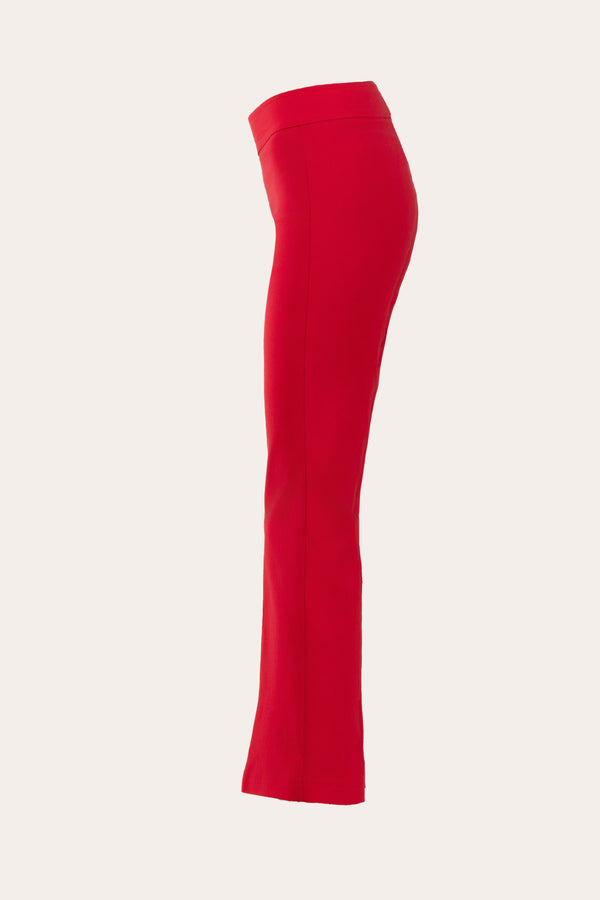 Avenue Montaigne LEO Signature Flash