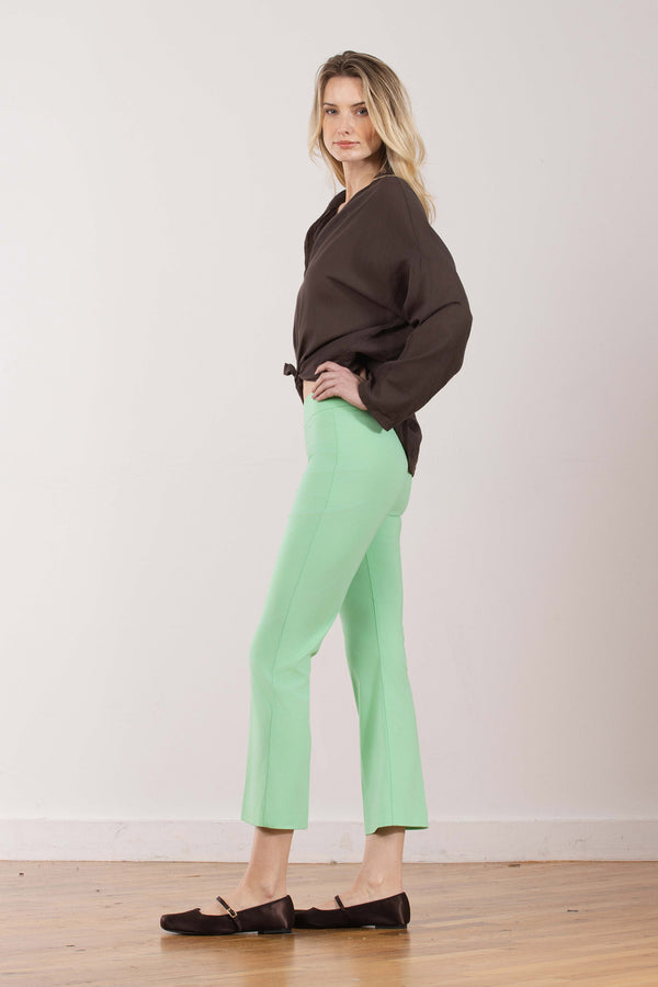 Avenue Montaigne LEO Signature Mint