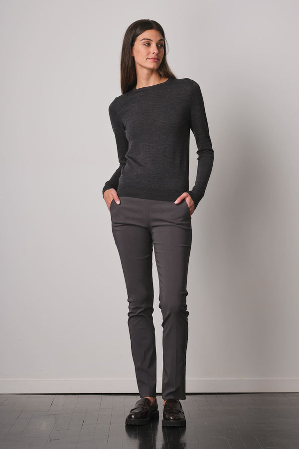 avenue montaigne LOUIS Signature Grey