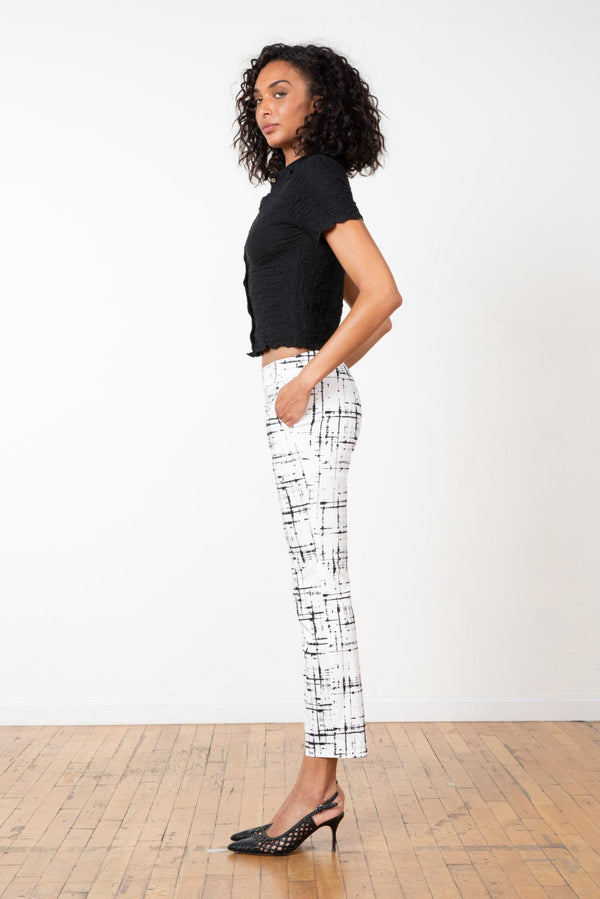 Avenue Montaigne LULU Graffiti White