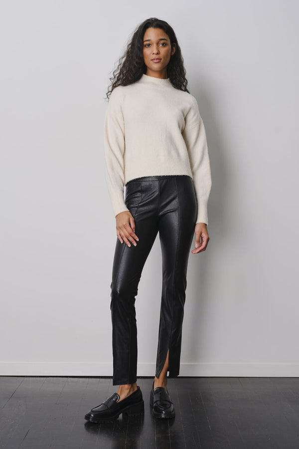 avenue montaigne MAX Pleather Black