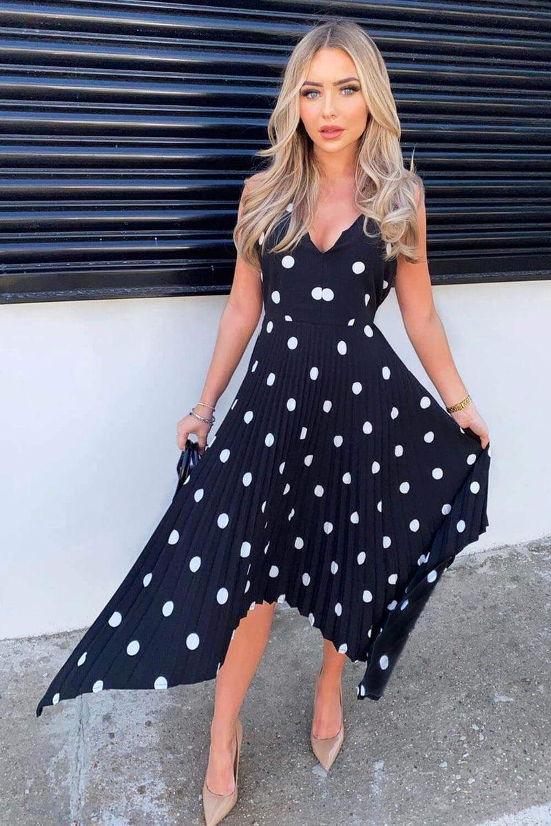Ax Paris Black Polka Dot Sleeveless Pleated Dress