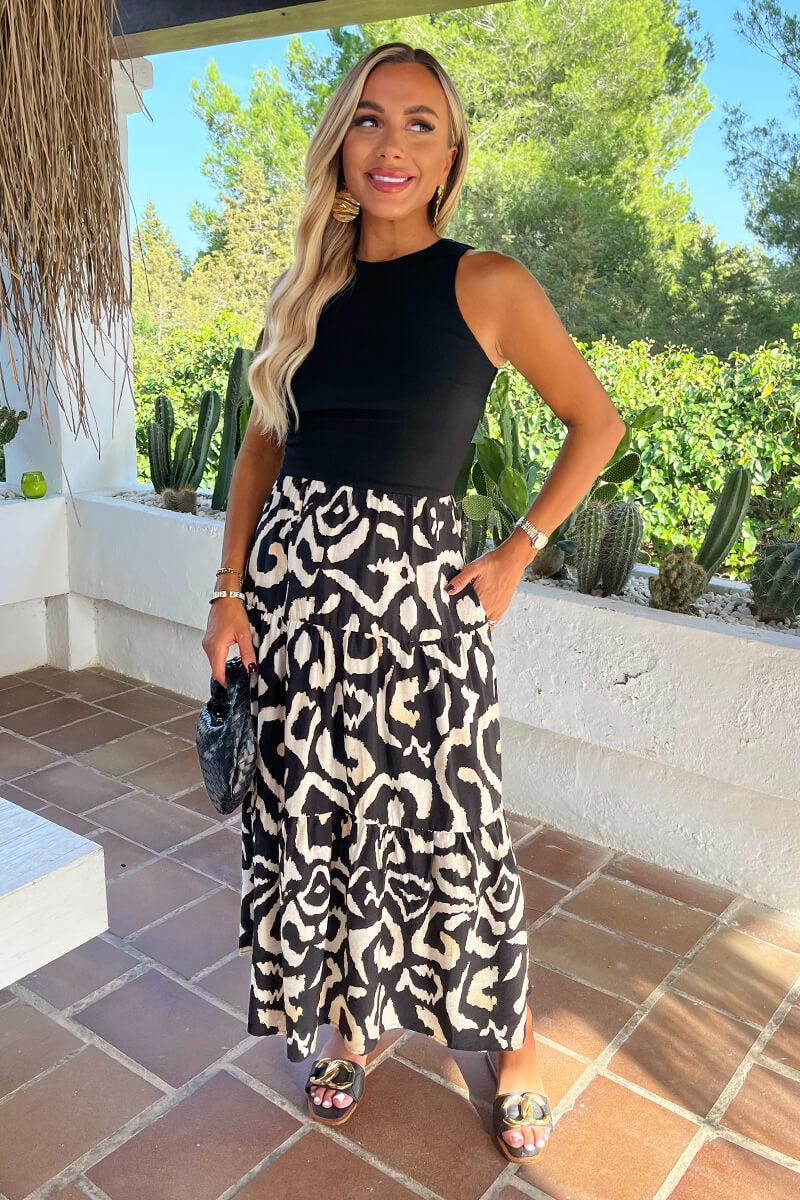 ax paris Black And Cream Abstract Print 2 In 1 Smock Midi Dress