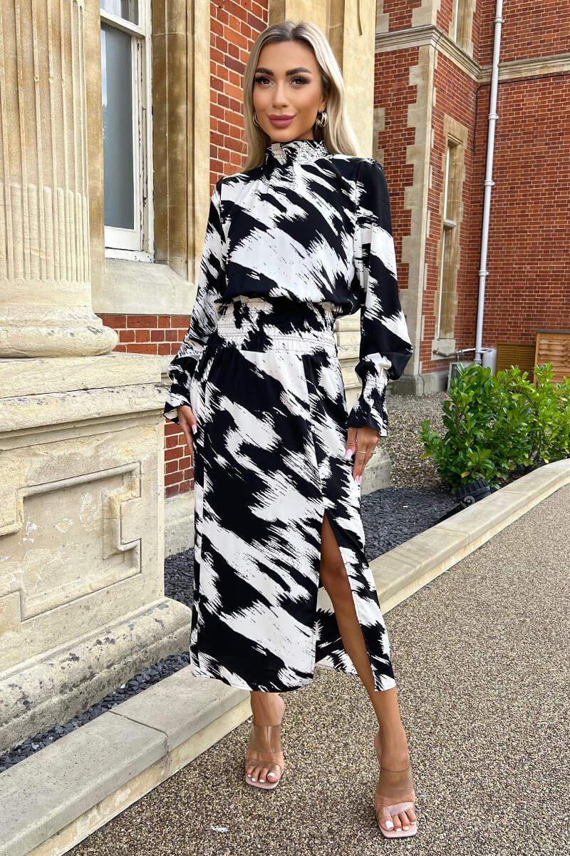 ax paris Black And White Printed Shirred Detail Midi Dress