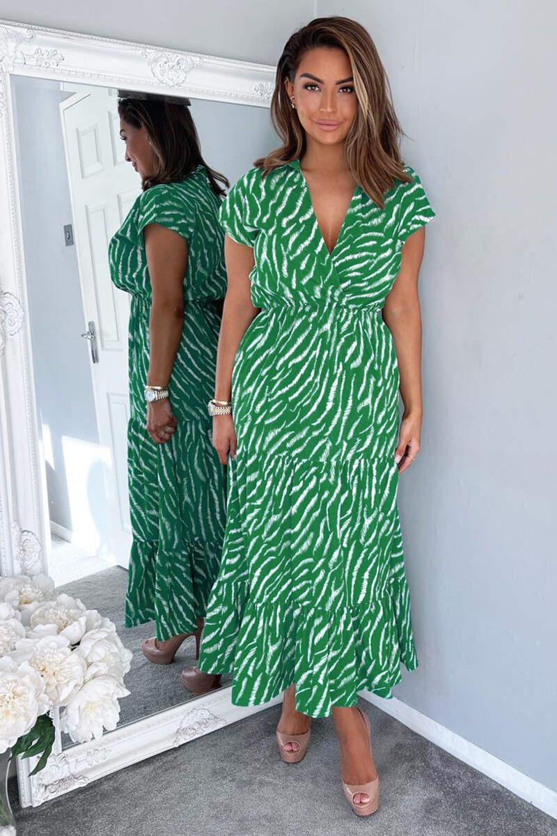 Ax Paris Green And White Animal Print Collared Smock Midi Dress
