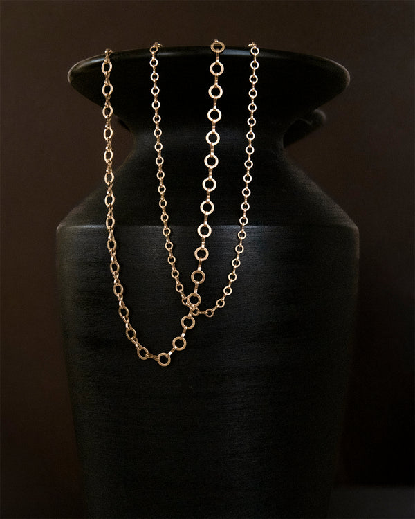 Azlee Medium Circle-Link Textured Chain