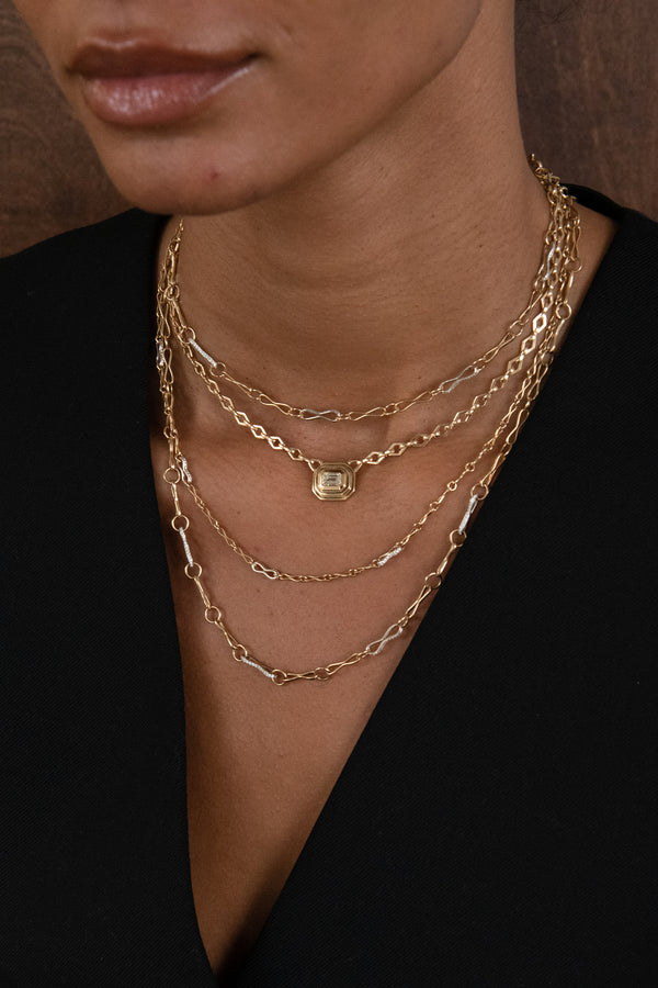 Azlee Small Motif Chain With Diamond Links