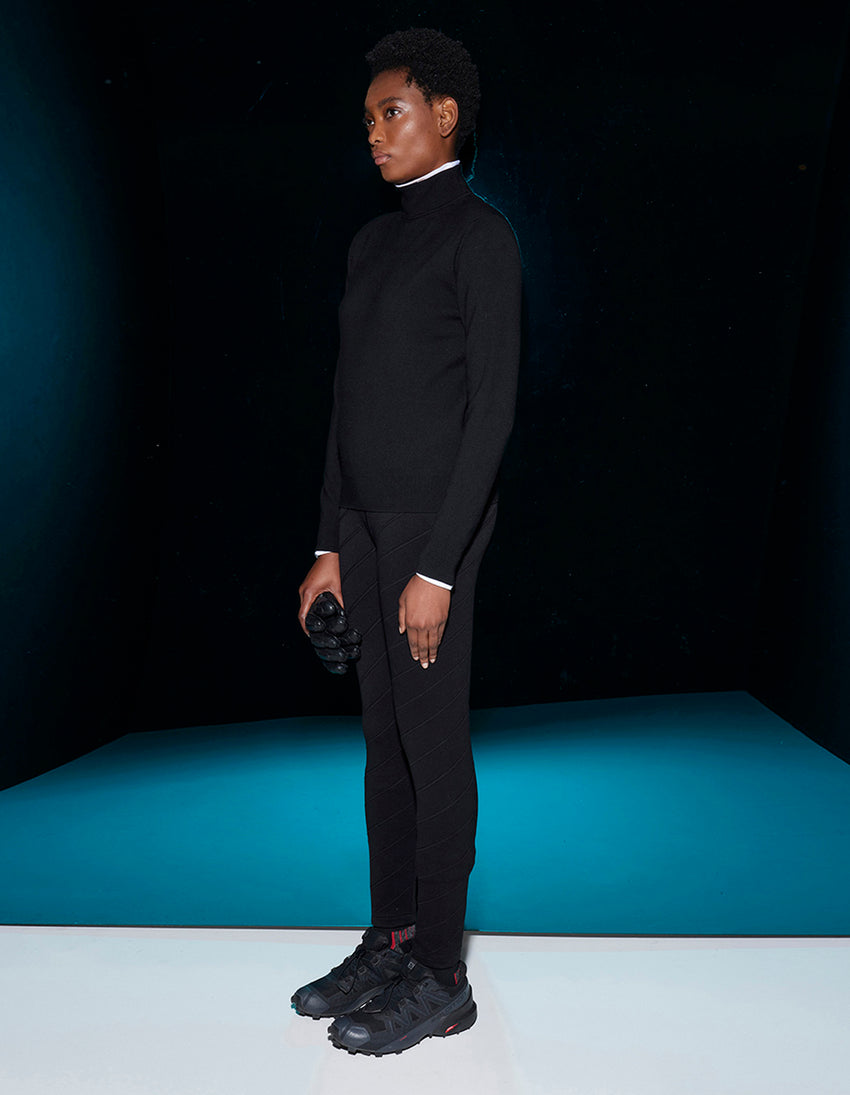 Aztech Mountain Etta Turtleneck Essential Space Black
