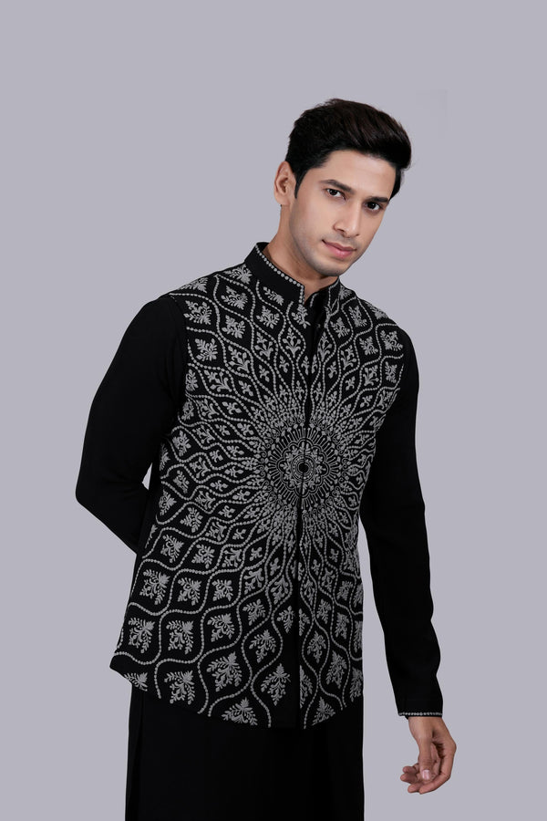 B More BLACK BOOMARIYO THREAD ARI WORK BUNDI SET