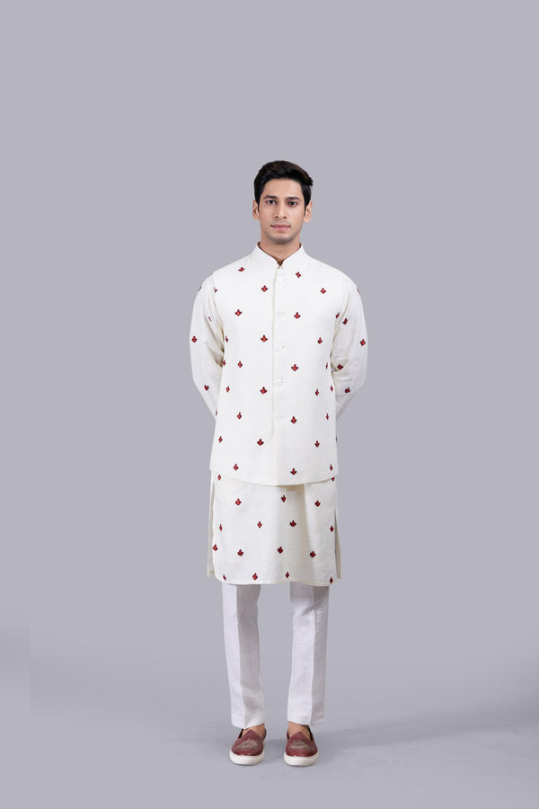 b more CREAM LINEN HAND HAND RESHAM WORK BUNDI SET