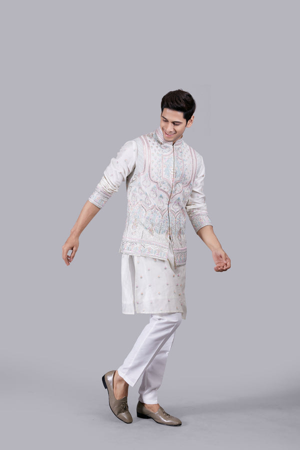 B More IVORY MATKA SILK EMBROIDERY WORK BUNDI SET