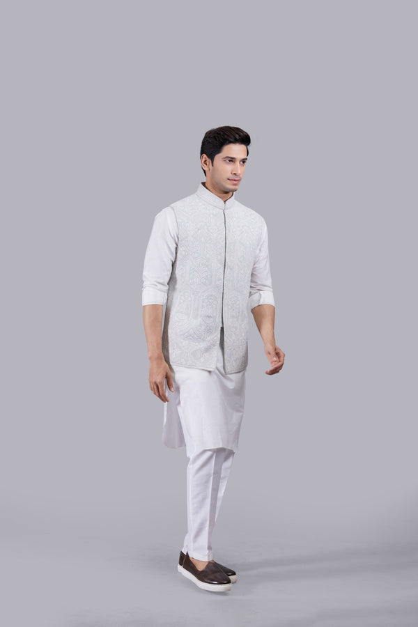 B More MINT MATKA SILK THREAD ARI WORK BUNDI SET