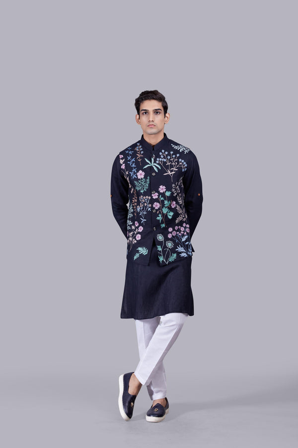 b more NAVY BLUE LINEN THREAD WORK BUNDI SET