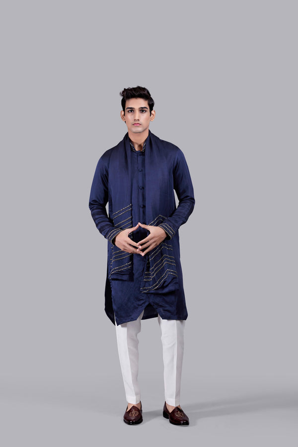 b more NAVY BLUE PURE SILK THREAD WORK KURTA SET