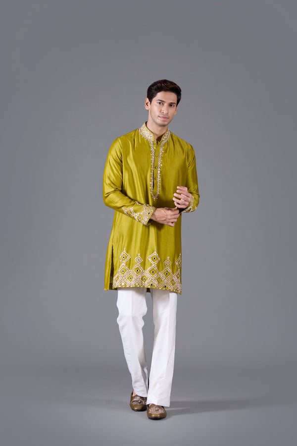 b more Verdant Majesty Linen Silk Kurta
