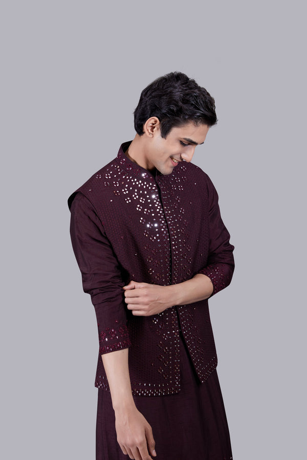 B More WINE SILK THREAD WORK BUNDI SET