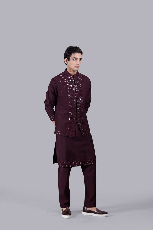 B More WINE SILK THREAD WORK BUNDI SET