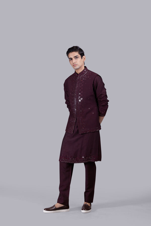 B More WINE SILK THREAD WORK BUNDI SET