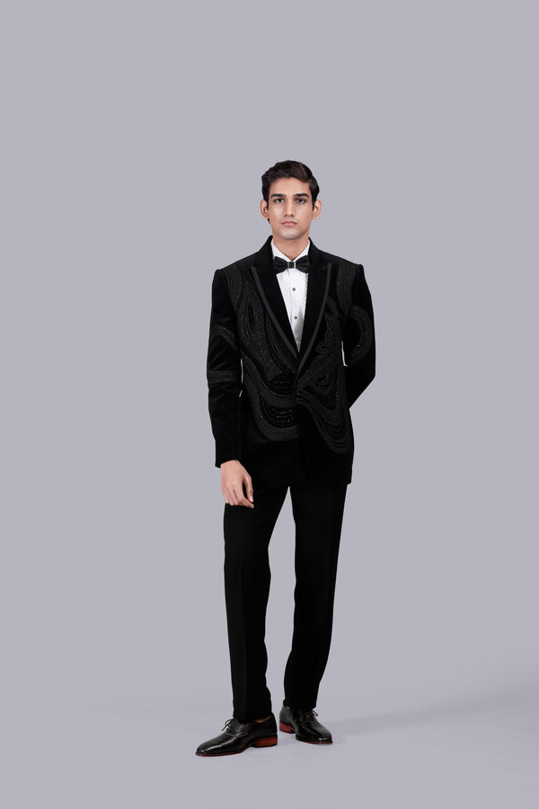 b more BLACK ITALIAN COTTON VELVET FRENCH KNOT WORK SUIT