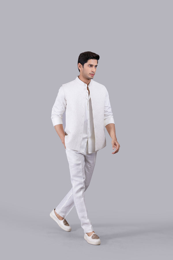 B More CREAM SILK COTTON SATIN THREAD WORK NEHRU JACKET
