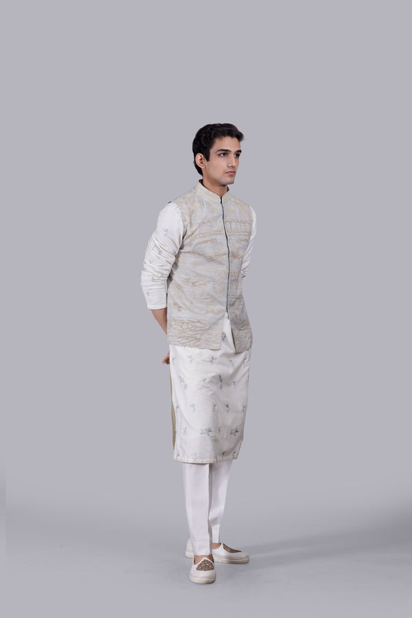 B More OFF WHITE CHANDERI SILK THREAD WORK BUNDI SET