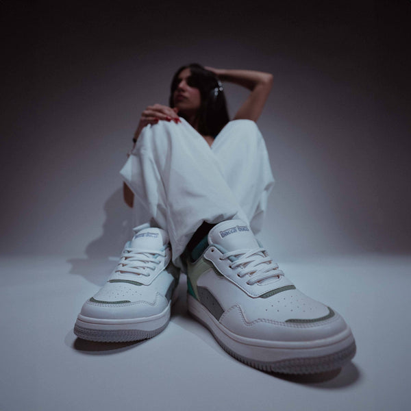 Bacco Bucci Bacca Bucci LUCY Low-top Flat Sole Sneakers For Women WHITE