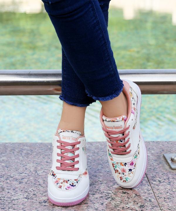 Bacco Bucci Bacca Bucci VIXEN Low Top Flat Sole Fashion Women's Sneakers With Digital Prints WHITE