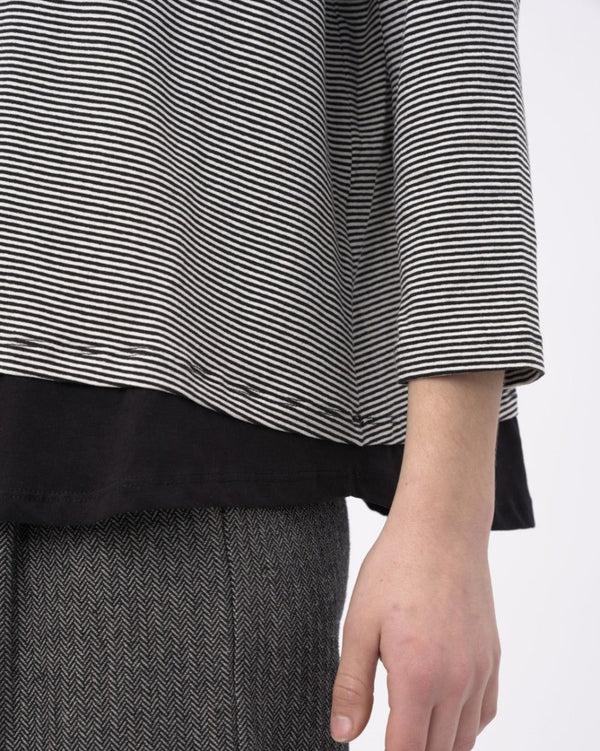 Baci Crewneck Layered Striped Blouse Black / White