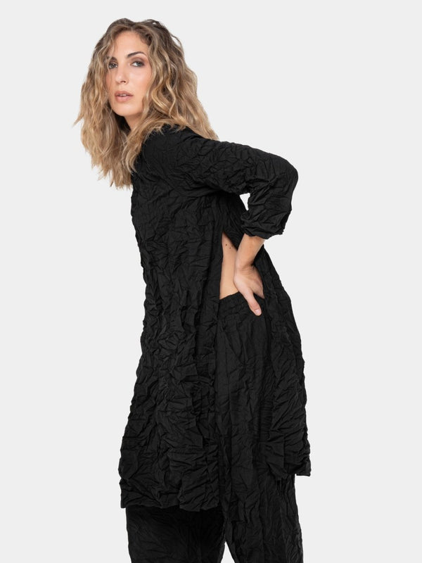 Baci Crinkled Hip Slit Tunic Black