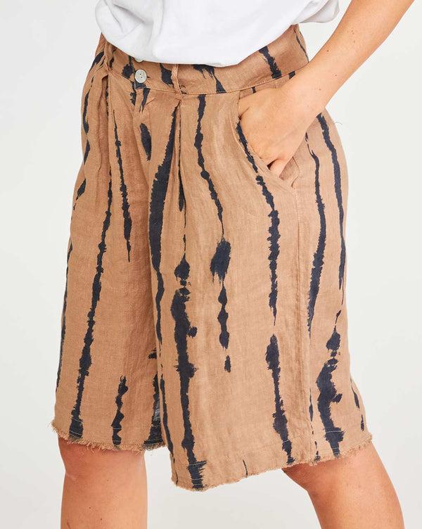 Baci Linen Drip Striped Shorts Camel