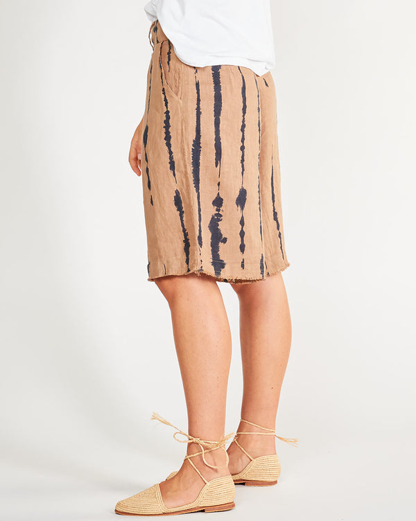 Baci Linen Drip Striped Shorts Camel