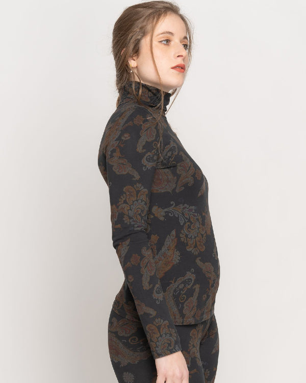 Baci Paisley Long Sleeve Turtleneck Tee Small
