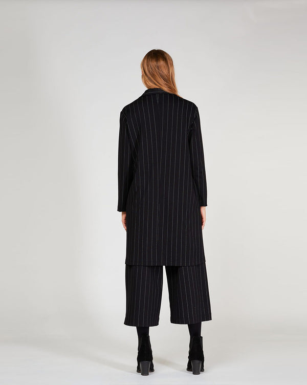 Baci Pinstripe 3 Button Overcoat Black / White